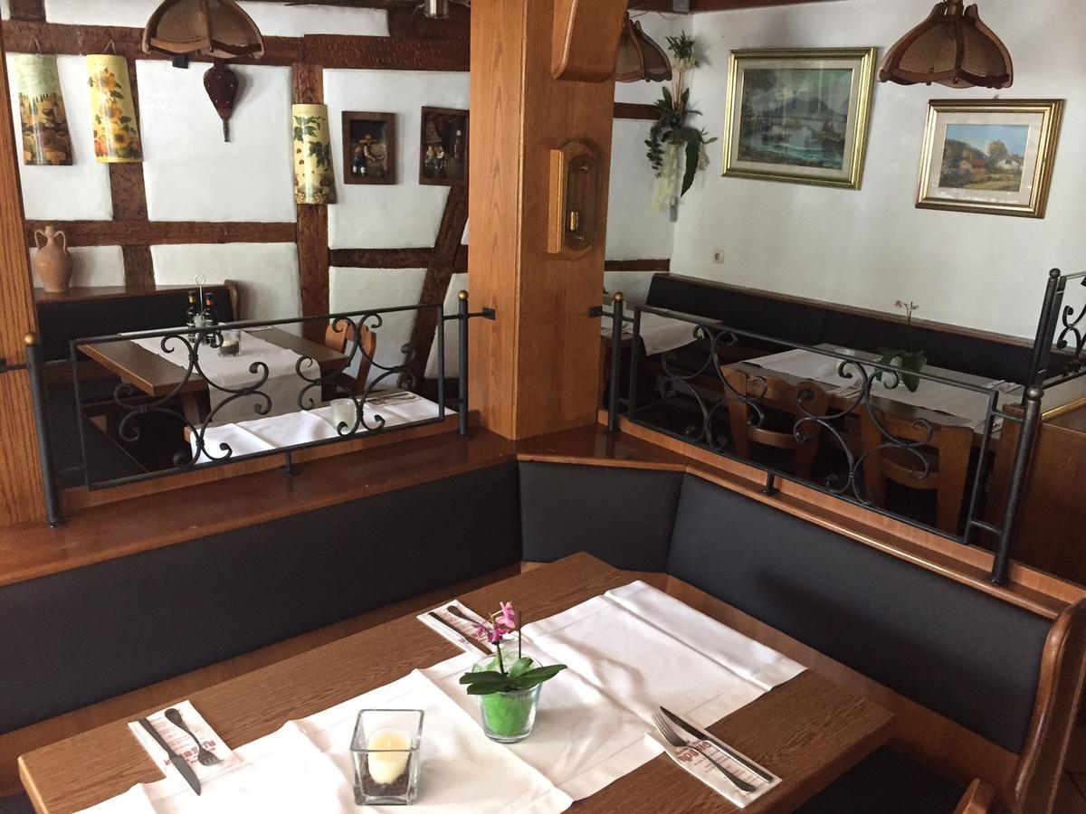 Hotel Ristorante Rostica 바트우라하 외부 사진
