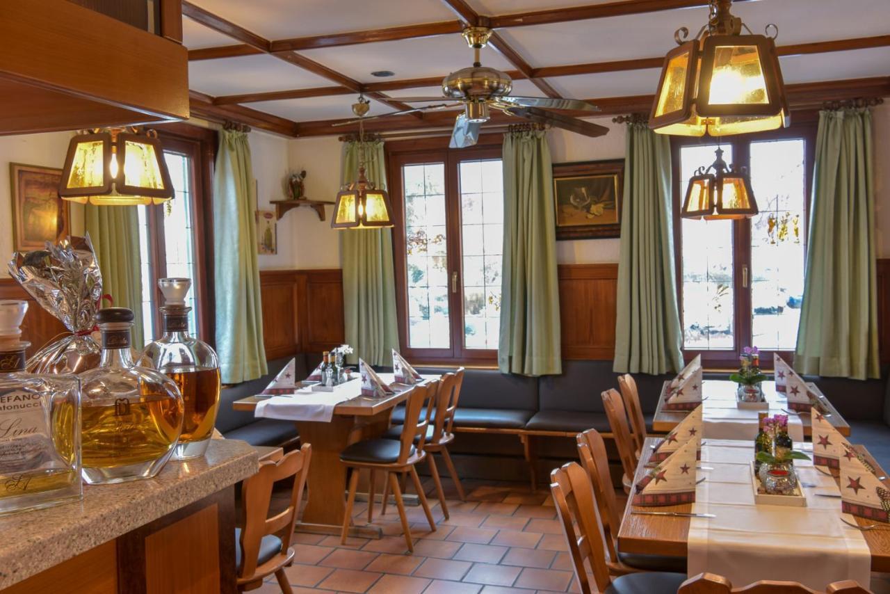 Hotel Ristorante Rostica 바트우라하 외부 사진
